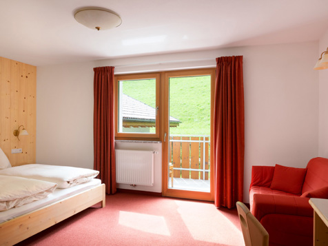 Doppelzimmer 9 mit Balkon image 2