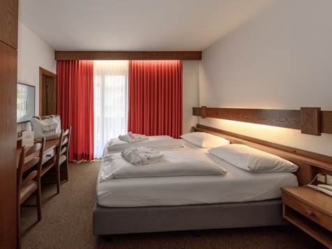 Doppelzimmer ALPIN image 3