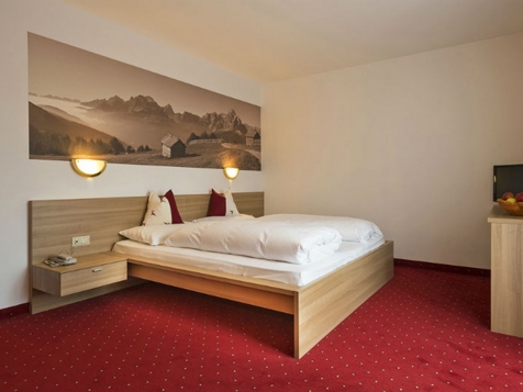 Doppelzimmer Alpina mit Süd oder Nordbalkon image 3