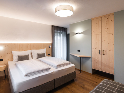 DOPPELZIMMER image 10