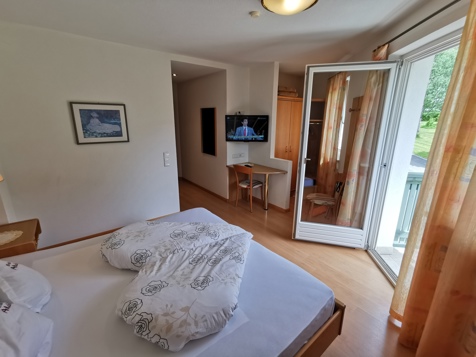 Doppelzimmer image 14