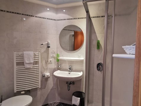 Doppelzimmer image 15