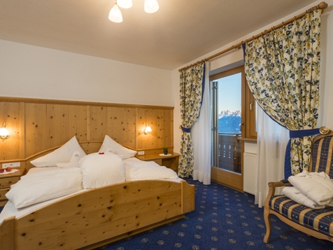 Doppelzimmer Dolomiten image 1