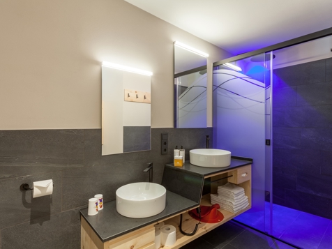 Doppelzimmer Enzian image 3