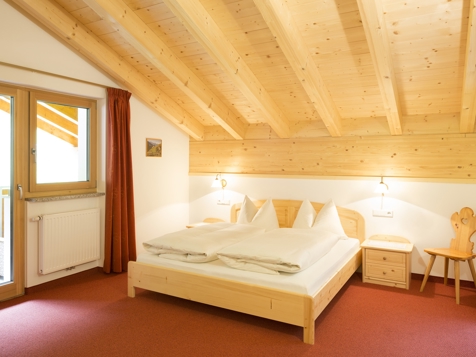 Doppelzimmer mit Balkon image 3