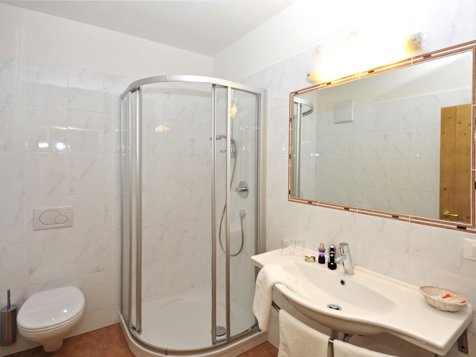 Doppelzimmer mit Balkon image 4
