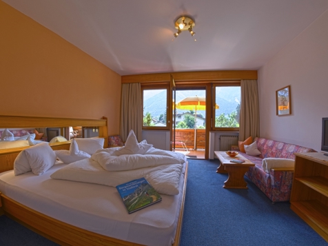 Doppelzimmer mit Balkon im 1. Stock image 1