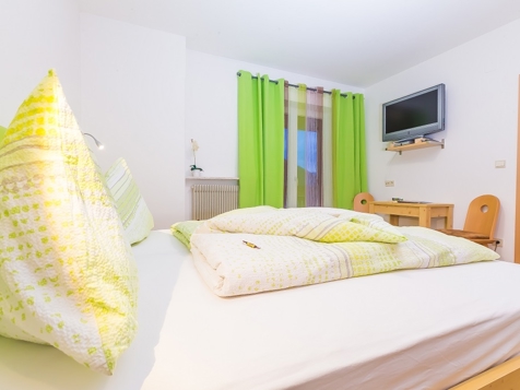 Doppelzimmer mit Süd-Westbalkon image 2