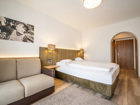 DOPPELZIMMER MIT SÜD/WESTBALKON image 5
