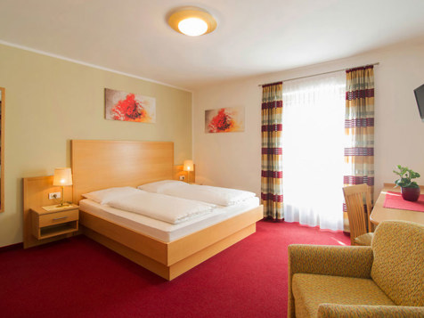 Doppelzimmer mit Südterrasse image 1