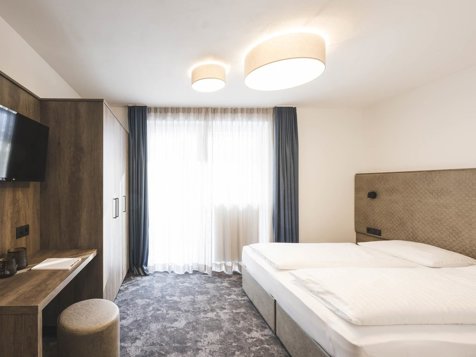 Doppelzimmer "New Style" mit Balkon image 1