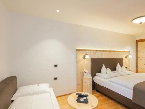 Doppelzimmer Nord mit Balkon image 7