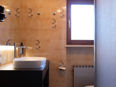 Doppelzimmer Nummer 2/3/4 für 2 bis 4 Personen image 2