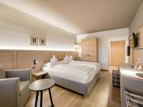 DOPPELZIMMER PANORAMA image 2