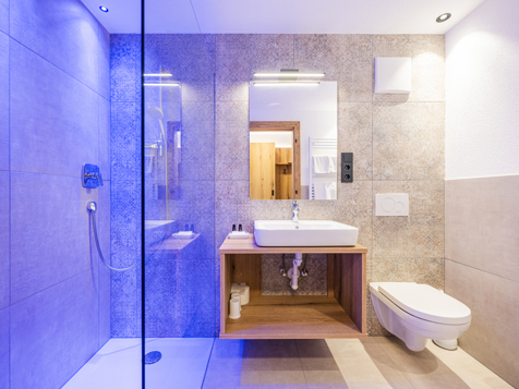 Doppelzimmer Rasen image 2