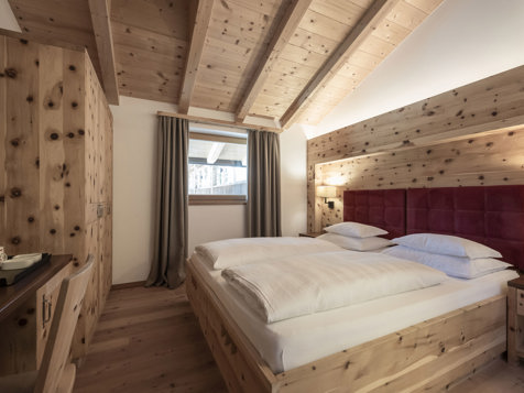 Doppelzimmer St. Vigil TALBLICK ohne Balkon image 4