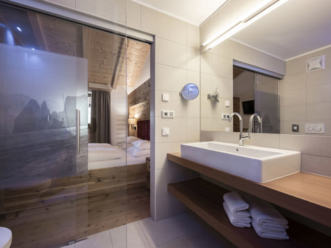 Doppelzimmer St. Vigil TALBLICK ohne Balkon image 9