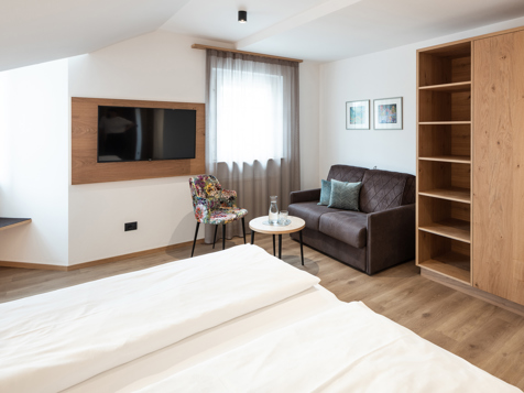 Doppelzimmer Superior Eiche 1. + 2. Stock image 1