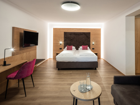 Doppelzimmer Superior Eiche Balkon 1. + 2. Stock image 11