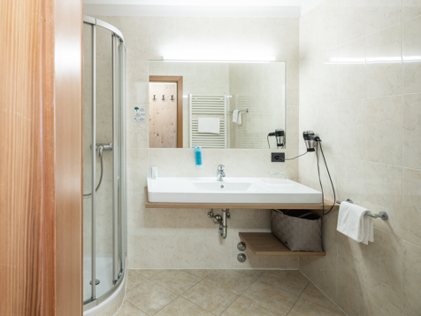 Doppelzimmer Superior Eiche Balkon 1. + 2. Stock image 14
