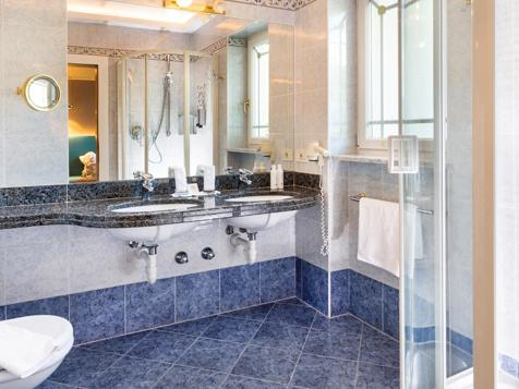 Double Room Aqua image 2