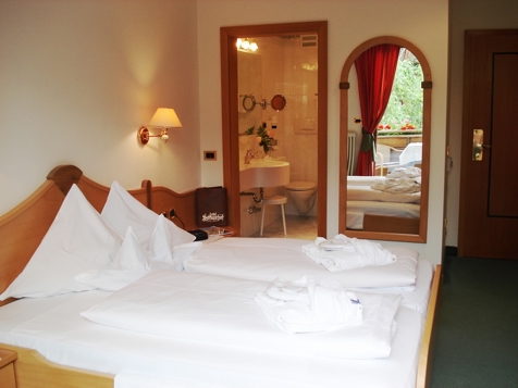 Double room comfort image 1