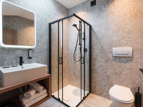 Double Room image 10