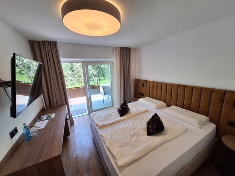 Double room deluxe PLUS image 2