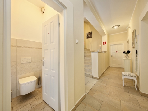 Double room 'Economy with balcony' image 4