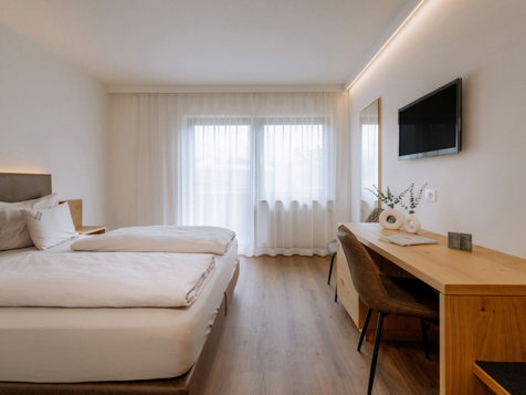 Double Room image 10