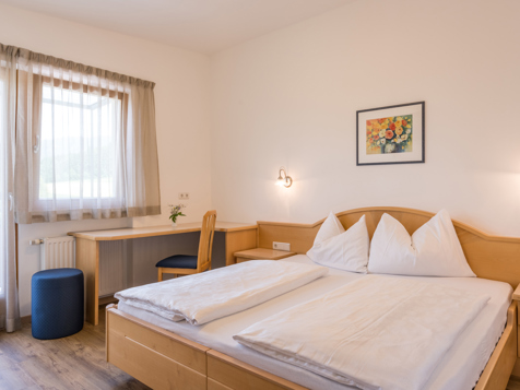Double room image 3