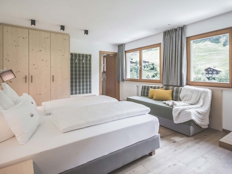 Double room image 7