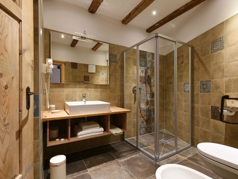 DOUBLE ROOM image 8