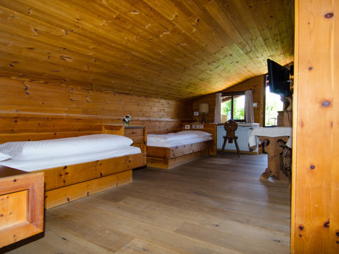 Double room "in the main house" with 3 beds image 7