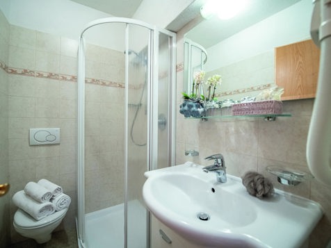 Double room PITSCHIT (ca. 16 m²) image 5