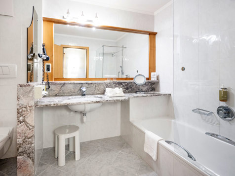 Double room Seiser Alm ground floor image 5