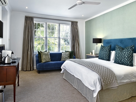 Double room simple image 1