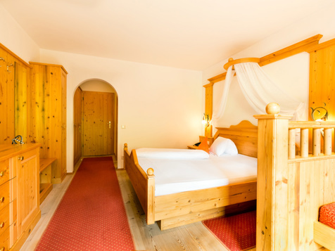 Double room standard image 2