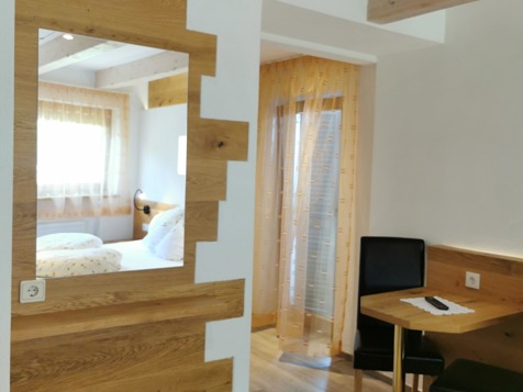 Double room Standard image 3