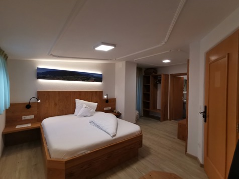 Double room Standard image 4