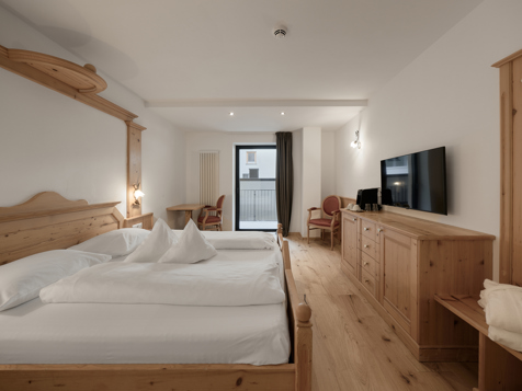 Double room standard image 7