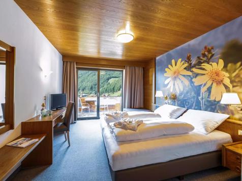double room Standard image 8