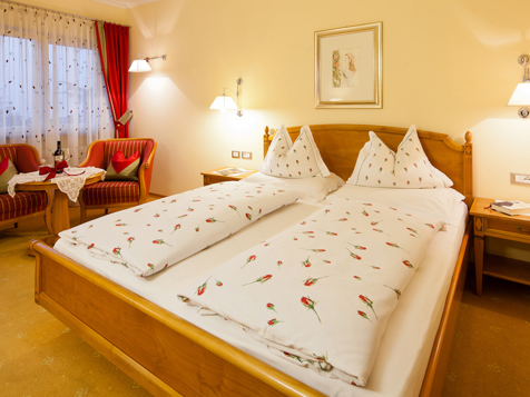 Double room Superior image 1