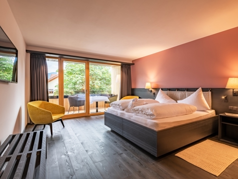 Double room Superior image 1