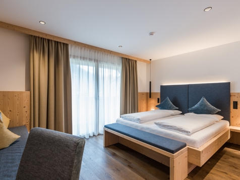Double room Superior image 3