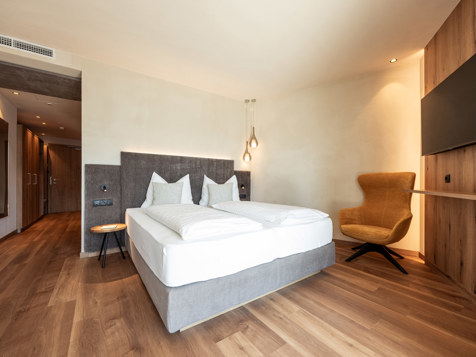 Double room SUPERIOR image 7