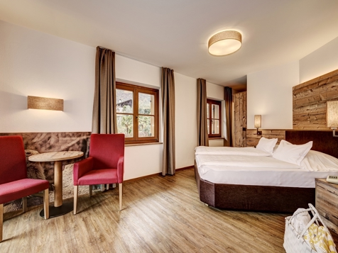 Double room with north-facing balcony image 1