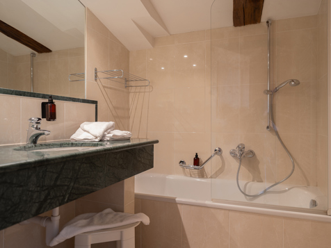 Double room with south balcony & Dolomites view image 6
