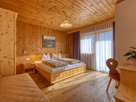 Double-, trible-bed-room superior image 5