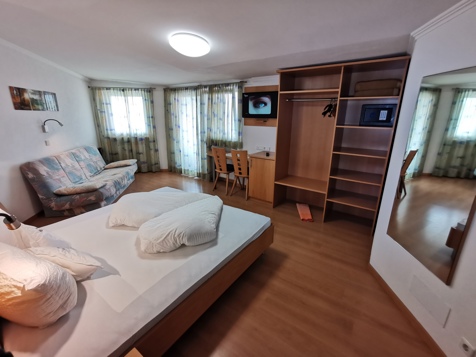 Dreibettzimmer image 8